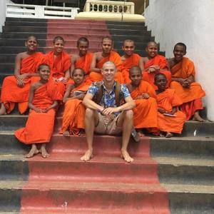 Meet your Posher, Guy